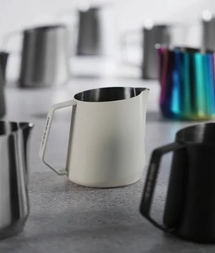 MHW-3BOMBER GT Milk Pitcher Matte White 400ml - 600ml