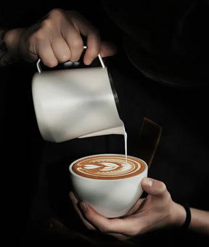 MHW-3BOMBER GT Milk Pitcher Matte White 400ml - 600ml
