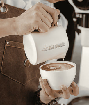MHW-3BOMBER Latte Art Milk Frothing Pitcher 5.0 White